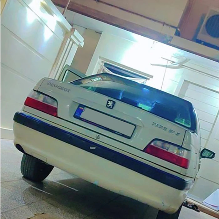 چراغ خطر عقب مدل بالا سفید مناسب برای پژو پارس بسته 2 عددی